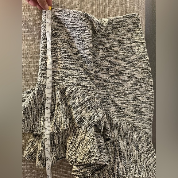 Elegant Gray Ruffle Skirt - Picture 7 of 9